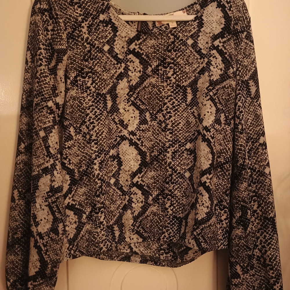 Hippie Rose Black and Gray Animal Print Top